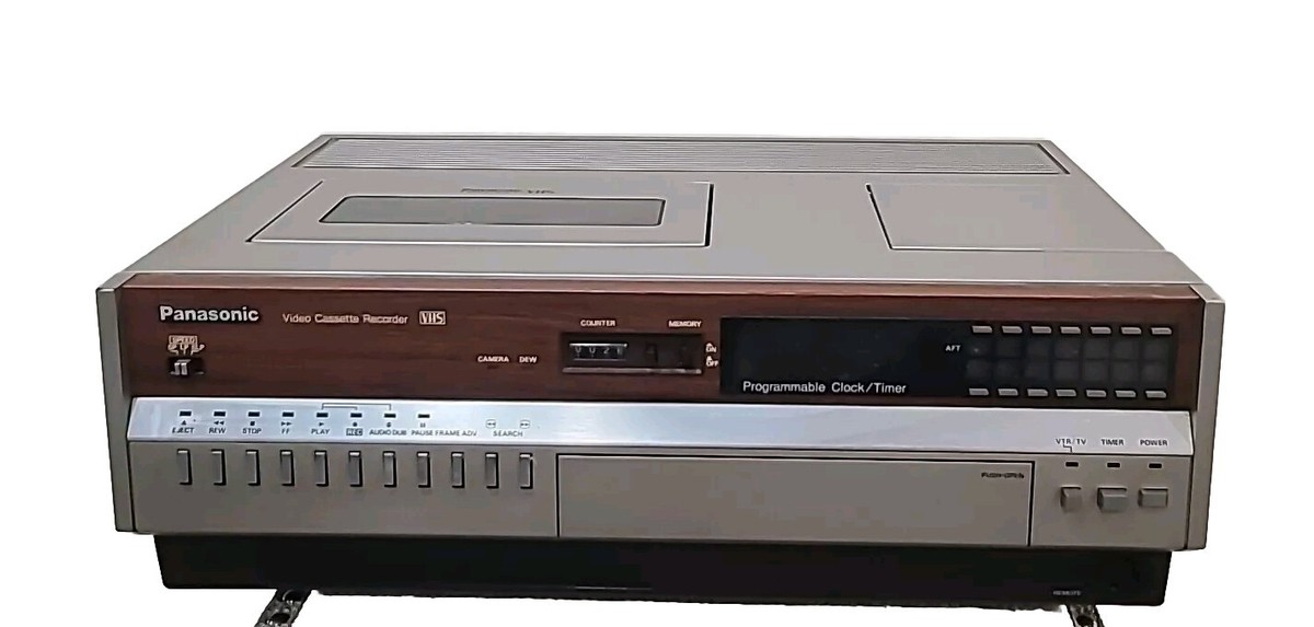 Vintage 1980 Panasonic Omnivision PV-1750 VHS. Works for sale