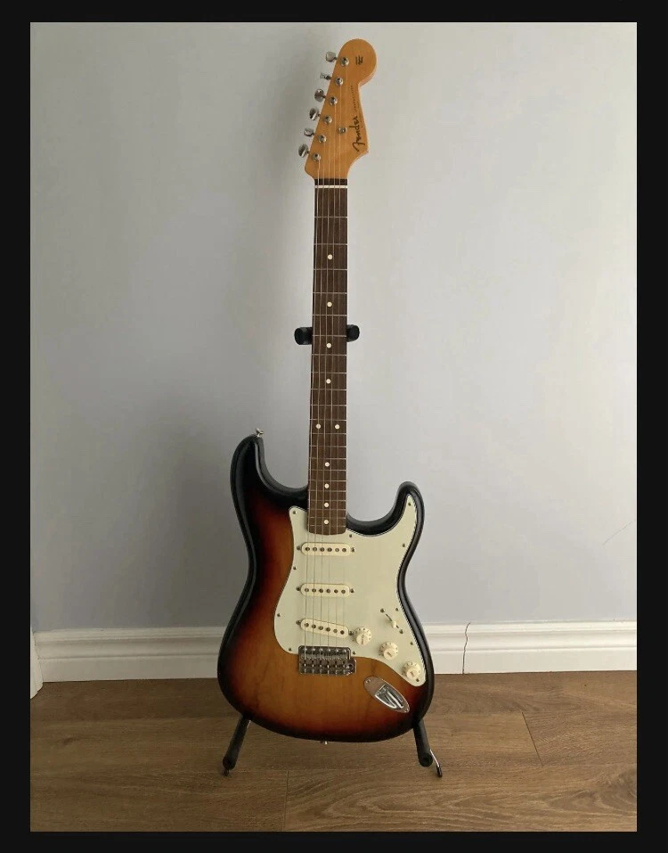 Fender Classic Series 60s Stratocaster for sale | eBay