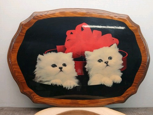 Vtg. Hand Crafted Christmas Gift Kitties. Wooden Laquered Picture. 1980's "Read"
