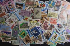 Znaczki Karaiby, około 550 prawie tylko znaczków specjalnych, bez komunisty. Wyspa