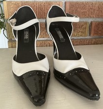 Vintage Black and White Pointed Toe Spectator Heels 7.5