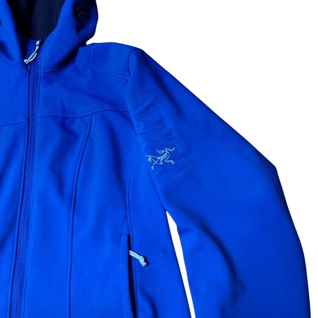 Vintage VTG Arc’teryx Bright Electric Blue Women’s Softshell Water Resistant Jac thumbnail 4