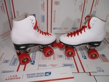 Epic Skates Classic White High-Top Quad Roller Skates with Red Wheels size 8