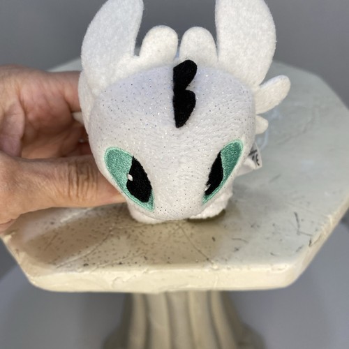 How To Train Your Dragon Dragons Legends Evolved NightLight 4" mini baby dragon - Picture 5 of 17