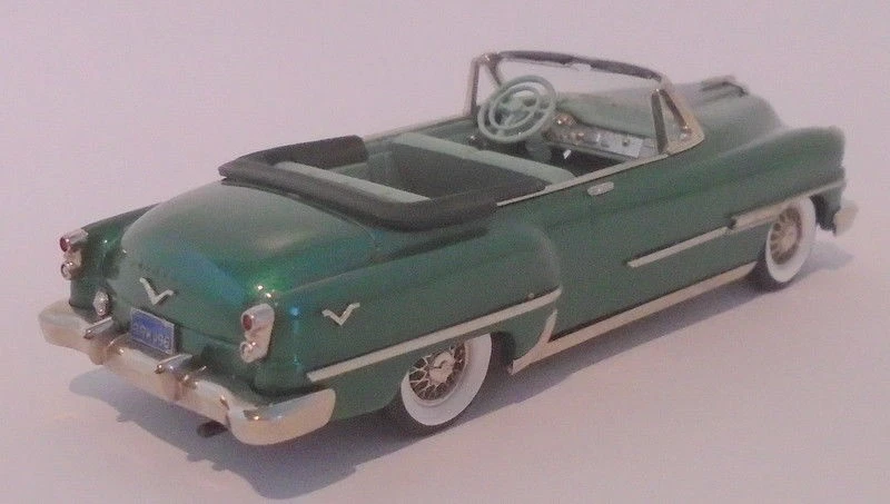 Brooklin escala 1/43 BRK196 - 1954 Desoto Firedome convertible verde calle Foto 4 de 4