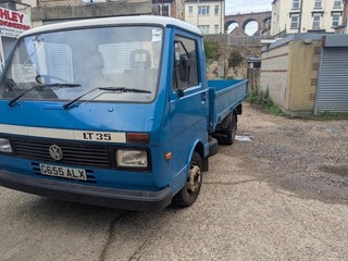 VW LT35 Flat bed lorry.