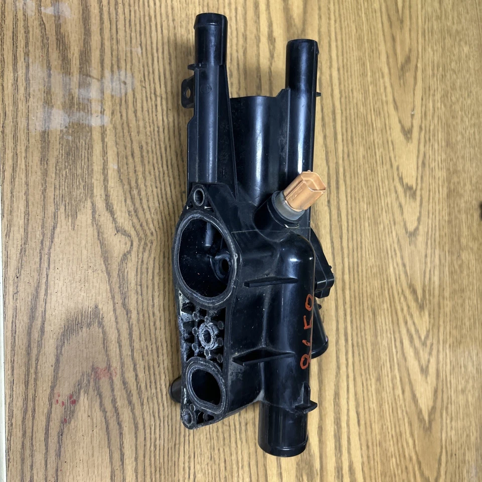 Coolant Temperature Control Assembly Kia Optima EX 2.4L 2011-2014 Oem 25602GXXX Foto 3 de 4