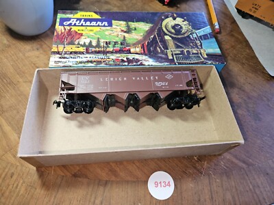 ATHEARN HO SCALE LEHIGH VALLEY OPEN HOPPER, UNASSEMBLED KIT NEW
