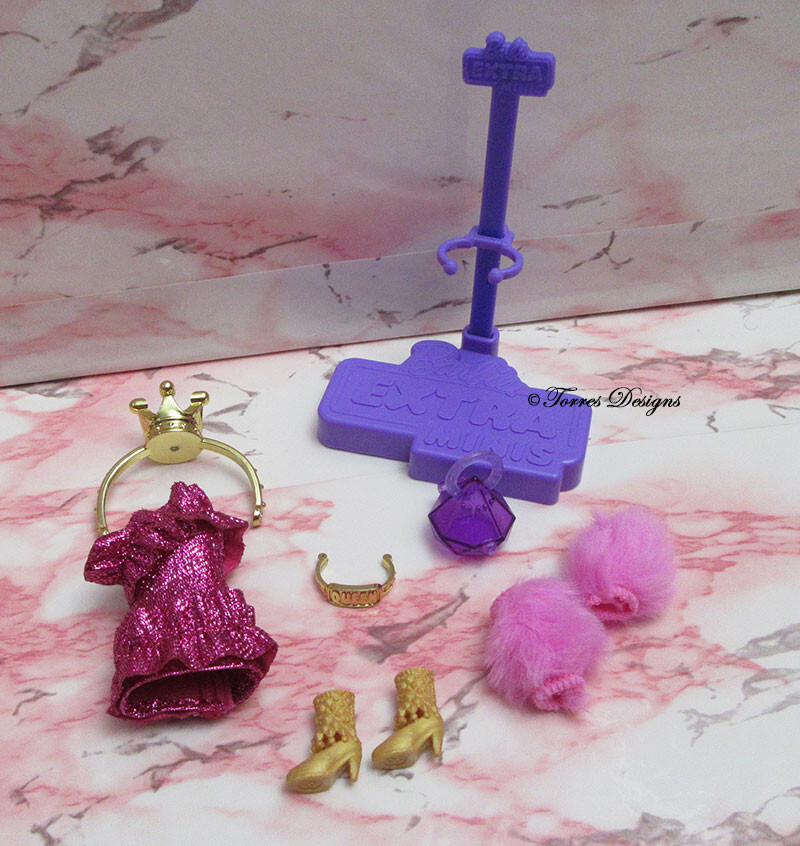 New Barbie Extra Minis 8 Doll Outfit and Accessories for Gift Play or OOAK