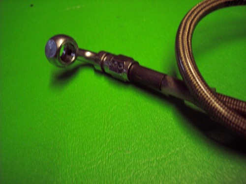 Harley Davidson Softail GOODRIDGE right front brake Line Hose 19 inch braided - Picture 2 of 3