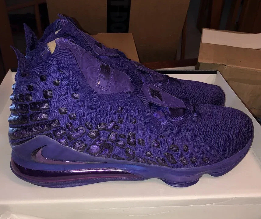 Lebron 17 hotsell 2k