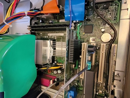 Dell Dimension CLAMSHELLL 4400 Intel Pentium Y2K Era Desktop PC No HDD/OS - Afbeelding 9 van 9