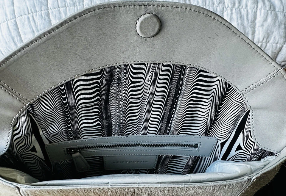 Bolso sin asas de noche Anthropologie Leifsdottir gris de piel sintética Foto 3 de 3