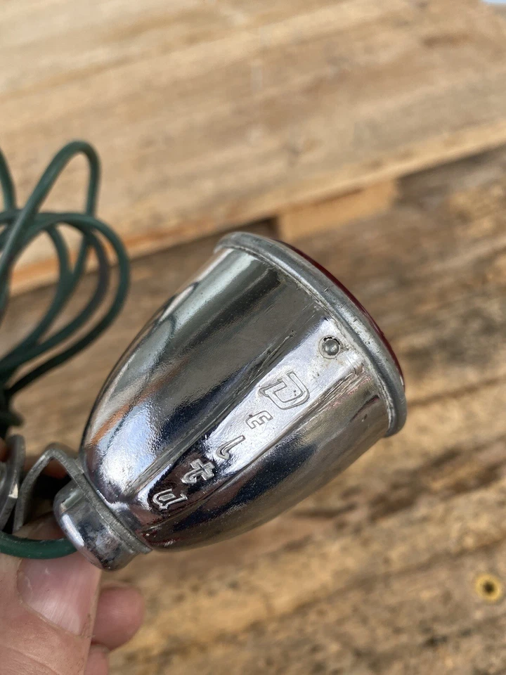 Luz de freno Delta rara - roja N cromada - se adapta a Schwinn Panther Hornet Wasp - sin probar Foto 2 de 4