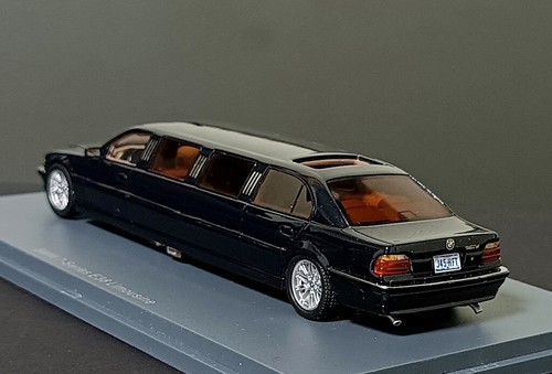 1/43 BMW Serie 7 740i E38 Limusina 1999 Negro Resina NEO - Imagen 5 de 11