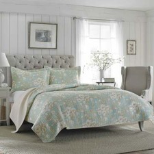 NEW  COZY CHIC COTTAGE COUNTRY GREEN LEAF AQUA BLUE WHITE FLORAL QUILT SET