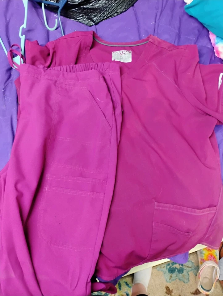 Juego de broches magenta con 7 bolsillos Foto 2 de 4