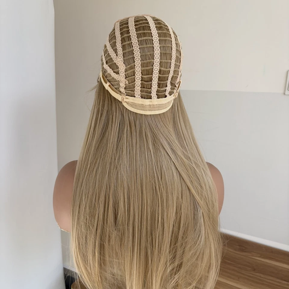 Peluca de vestir larga recta sintética resistente al calor rubia ceniza con flecos Foto 3 de 4