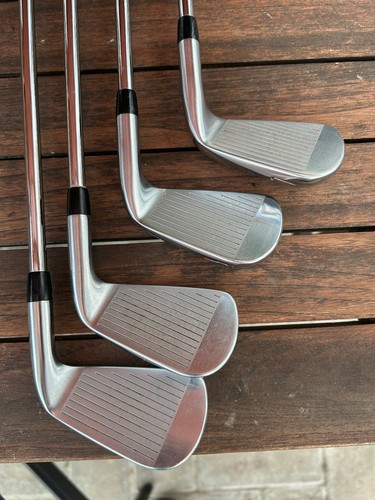 TITLEIST T 100 4-PW + GW 52° LH Schlägerset - Bild 4 von 11