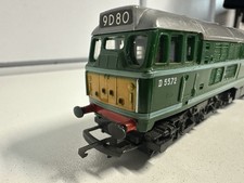 Hornby Triang R357 Class 31 diesel loco BR Green AIA-AIA, D5572