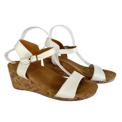 Dream Pairs Wedge Sandals Women's Size 10 White Open Toe Strap Buckle Cork Wedge