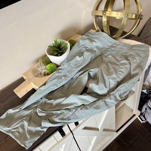 Lululemon Dance Studio Crop Pants Size 10 Safe Green #bins - Picture 2 of 4