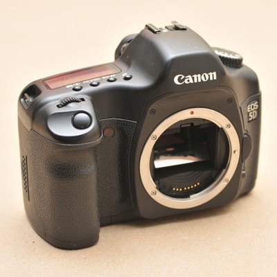 Canon EOS 5D 12.7MP CMOS Full Frame Digital SLR Body Only