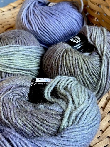 Hilo de lana para caja de pintura Knit One Crochet Too - 4 bolas