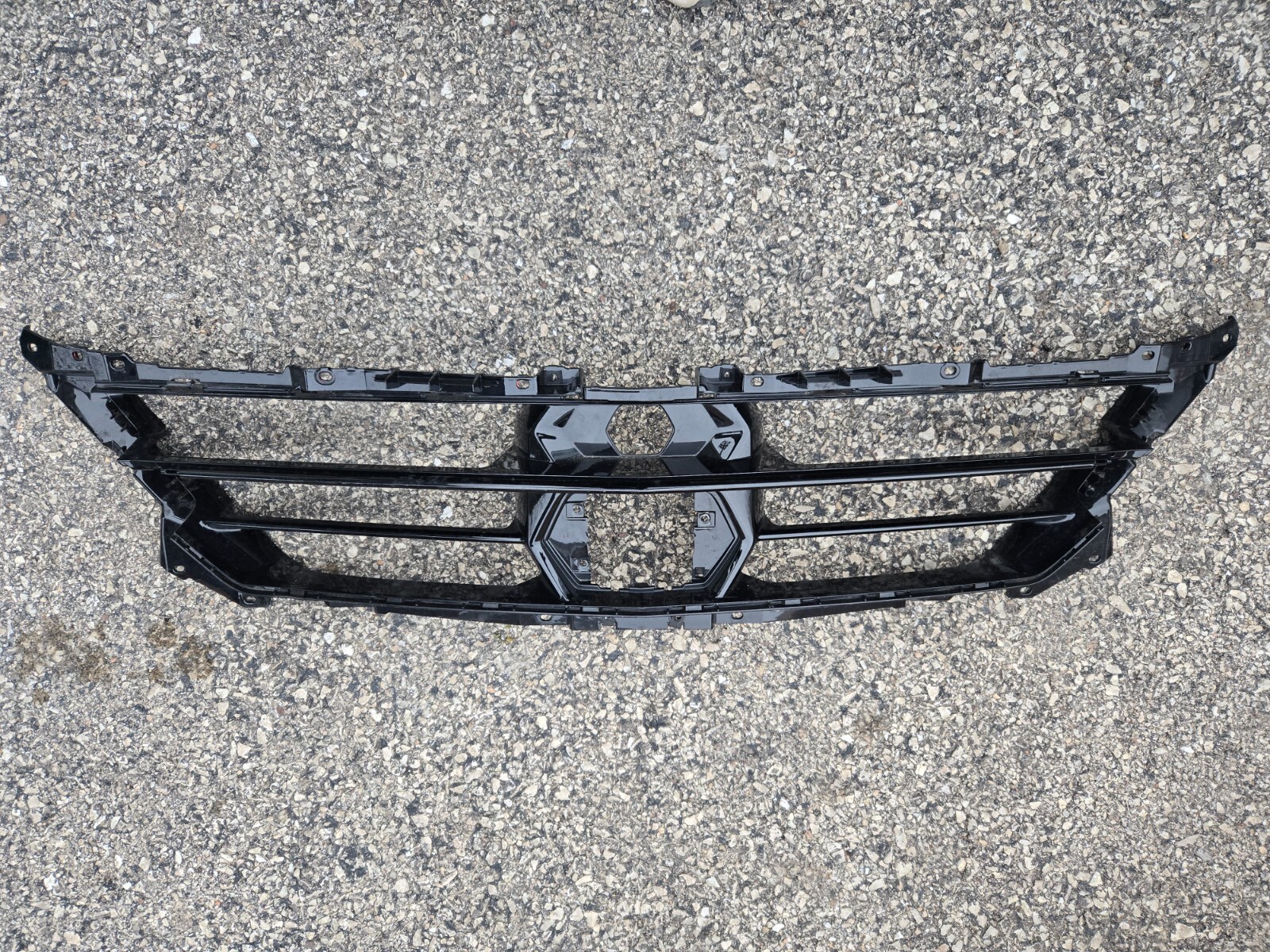 LAMBORGHINI URUS PERFORMANTE 4ML807639D FRONT CENTRE GRILL GRILLE COVER BUMPER