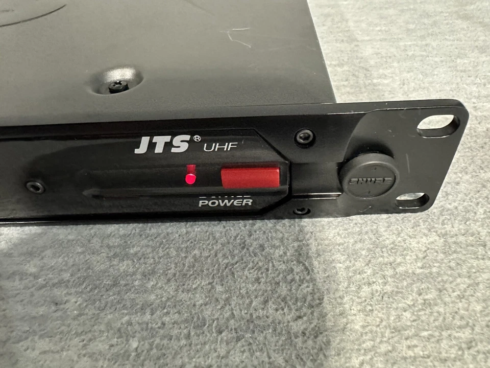 JTS UA-960 - Sistema de distribución de antena UHF ** PROBADO SOLO PARA ALIMENTACIÓN ** Foto 2 de 4