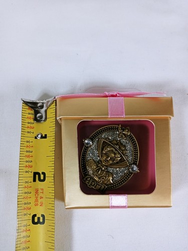 Disney MARY POPPINS April BIRTHSTONE Cameo Pin with Gems New in Gift Box - Picture 4 of 4