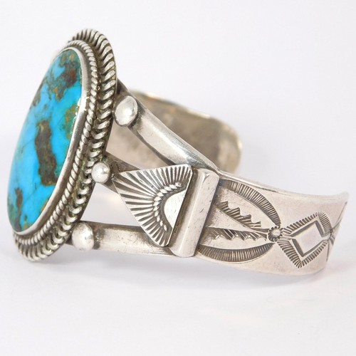 STRIKING TURQUOISE SOUTHWEST STERLING SILVER CUFF - Picture 3 of 8