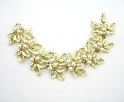 JUDY LEE BRACELET Vintage Faux Pearls & AB Rhinestone Links Goldtone Florals - Picture 7 of 12