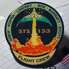 STS-133 SPACE SHUTTLE FLIGHT CREW TEAM PIN BACK PIN