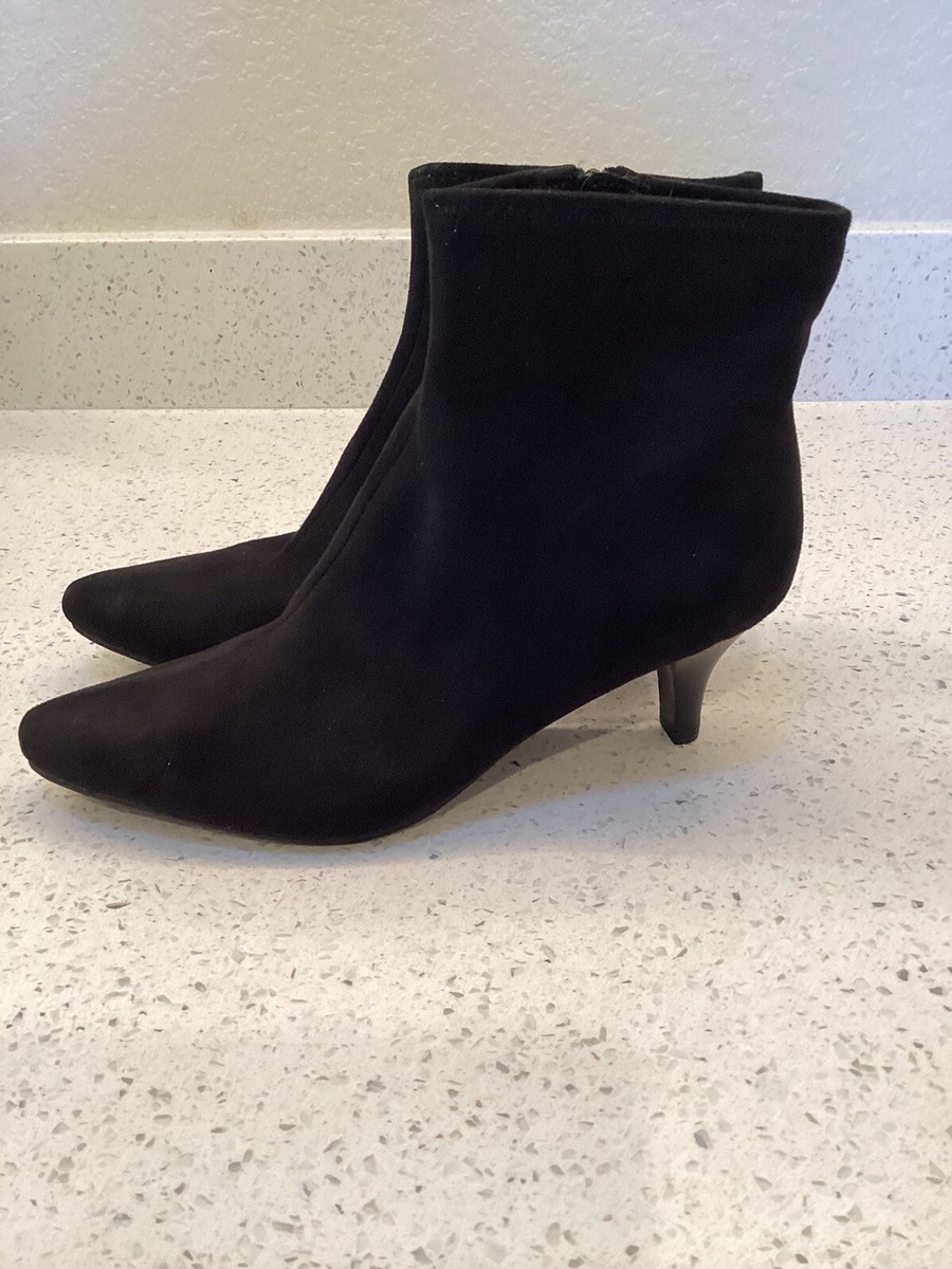 Impo “Navika”Black Stretch Faux Suede Kitten Heel Ankle Boot NWOB Comfy  M!!!