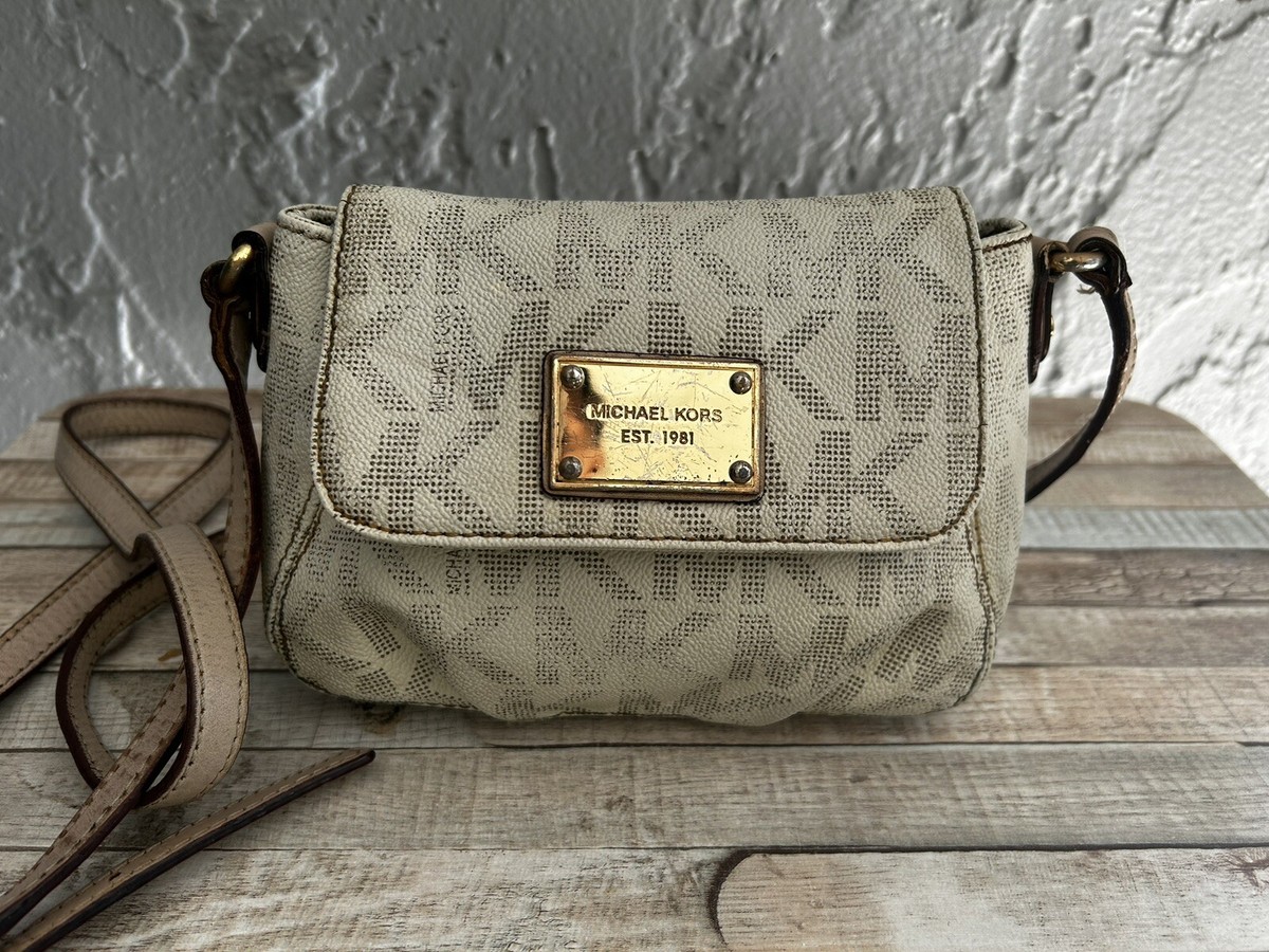 Michael Kors Jet Set Small Flap Crossbody