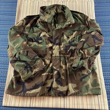 Vintage US Army M65 Field Jacket Mens Large Short Woodland Camo Cold Weather Y2K