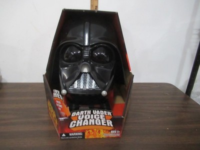 Star Wars 2005 Darth Vader Voice Changer helmet NEW IN SEALED BOX WORKS