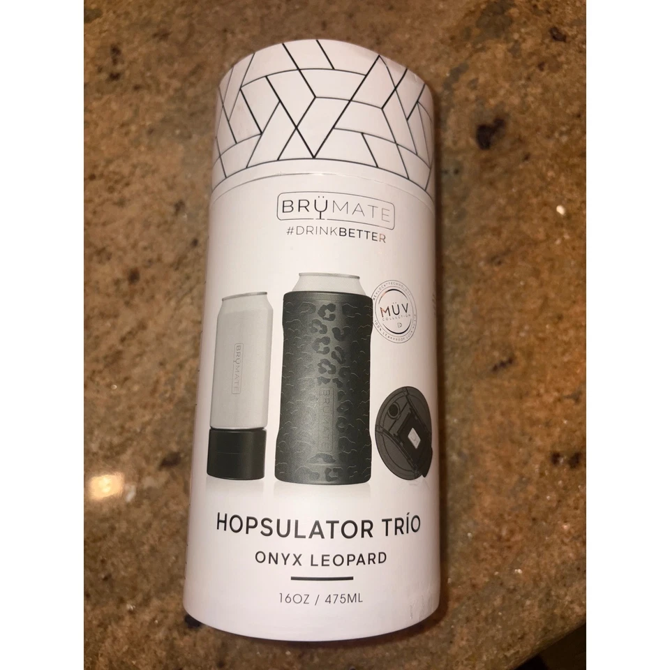 Isolador refrigerador de lata BrüMate Hopsulator trio ônix leopardo 16 oz - Imagem 2 de 3