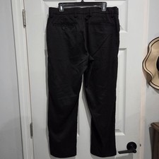 Amazon Essentials Men’s Black Classic Fit Dress Pants 34W x 29L