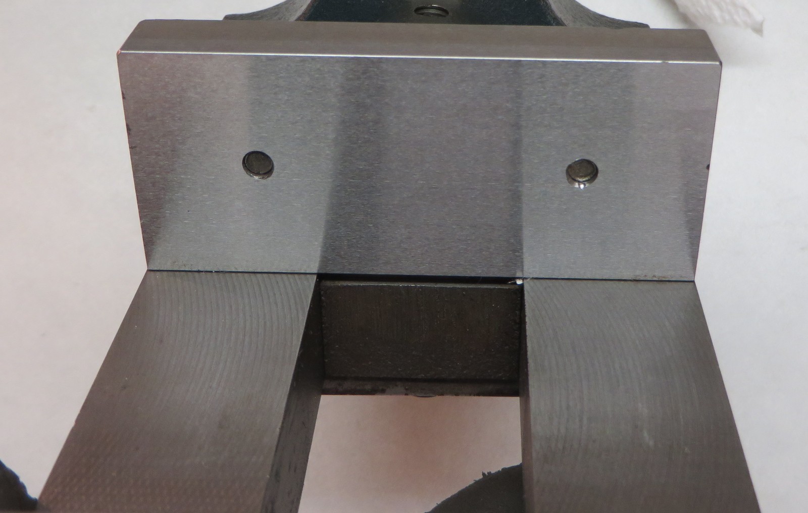 PALMGREN 4" DRILL PRESS VISE, VERY CLEAN, USED, 4  1/16" OPENING.