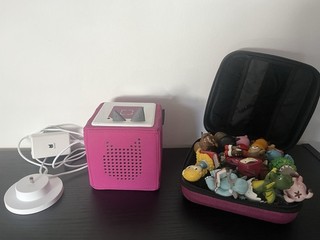 Tonie Box mit 23 Tonie Figuren und Aufbewahrungsbox