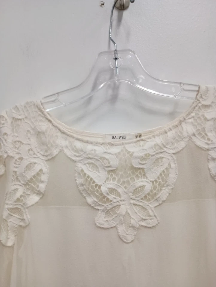 Blusa Top Bailey 44 Mujer Crema 100% Seda XS Encaje Yugo Manga Larga Globo Foto 2 de 4