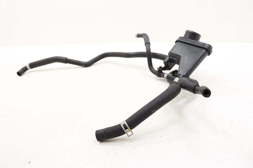 Válvula de control de solenoide evaporador Nissan Titan 2019-2024 5,6 L con tubo de manguera OEM Foto 4 de 4