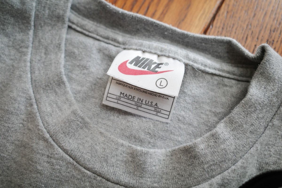 Vintage 90's Nike Town USA New York City Crewneck T-Shirt Vintage 90's Nike Town USA New York City Crewneck T-Shirt