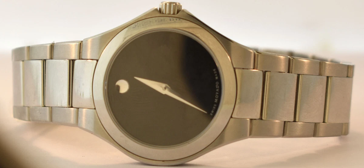 Movado defio top