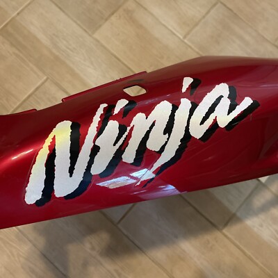 Used OEM 1998-1999 Ninja ZX-9R Tail Cover part # 36001-1594 Used OEM 1998-1999 Ninja ZX-9R Tail Cover part # 36001-1594
