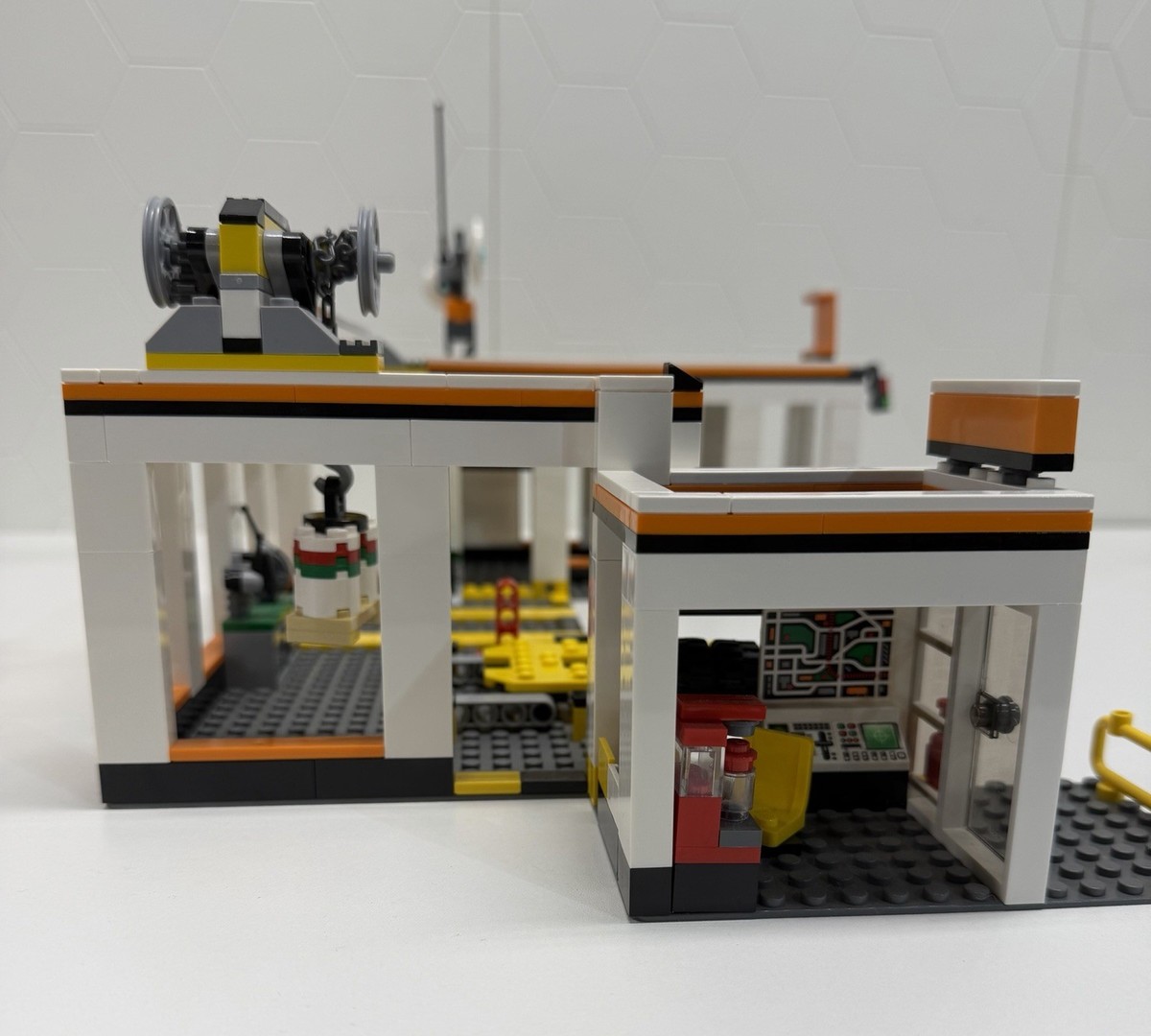 Lego City Garage (7642) 100% Complete /Instructions | eBay
