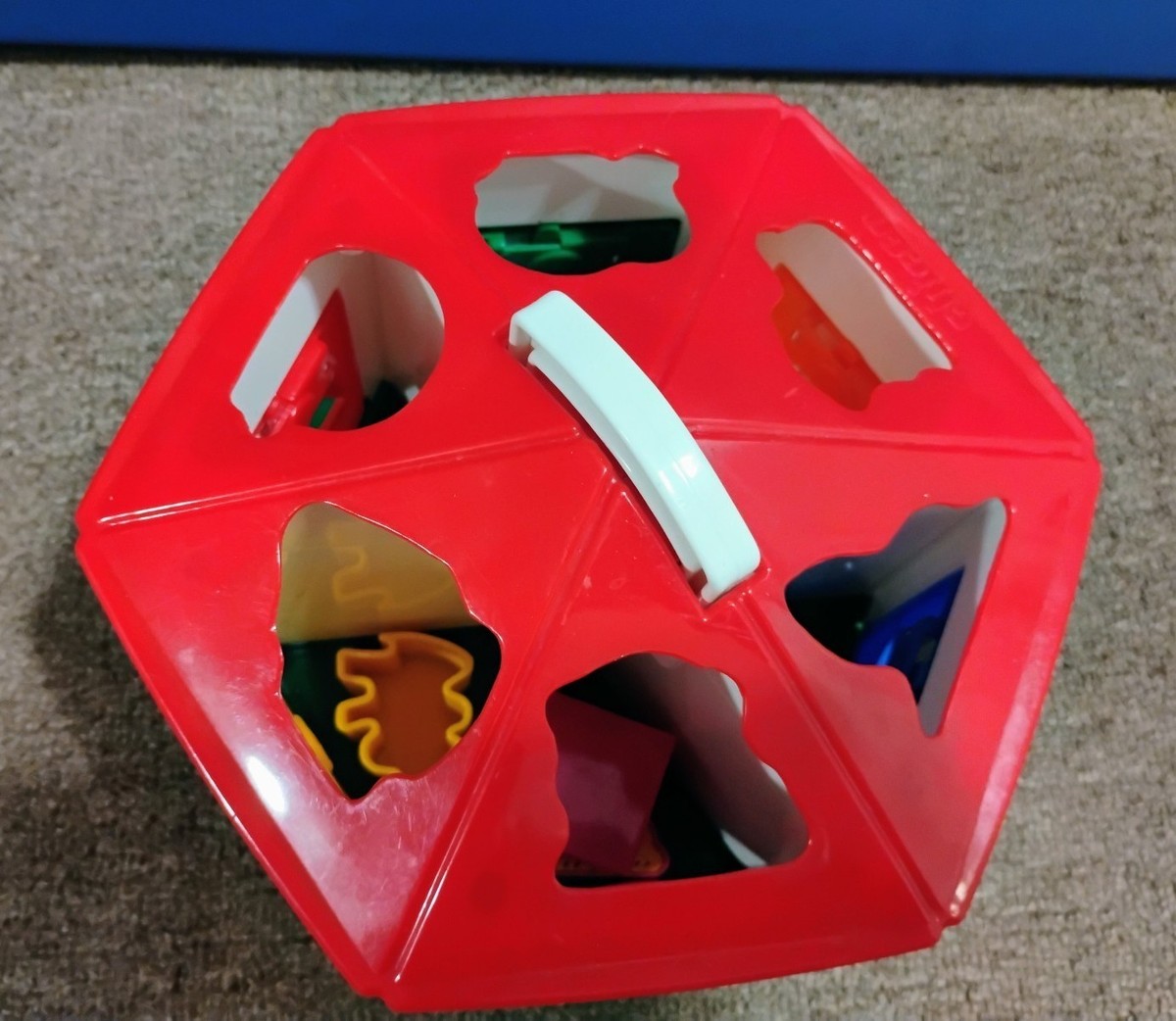 Vintage Chicco Peek-A-Babe Peekaboo Gazoobo Zoo House Shape Sorter