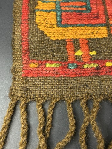 1960s Woven Wool Wall Hanging Sumak Kilim Handcrafted Textile Fiber Art 21”x8” - Bild 7 von 9
